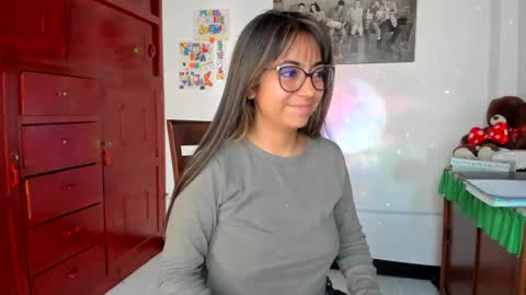 Snapshot of isabella22_1 chatting on 02.10.25 Isabella22 1 online show from 02.10.25