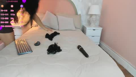 isabella__milf online show from 04.07.26