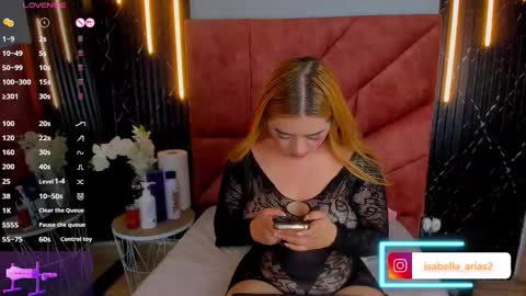 Isabella Arias online show from 03.04.25