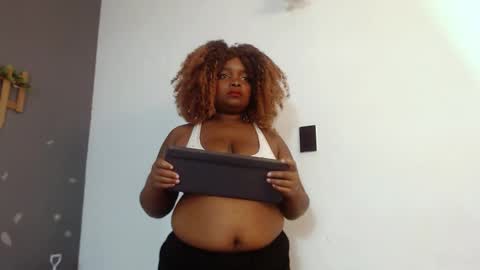 ISABELLA online show from 10.15.25