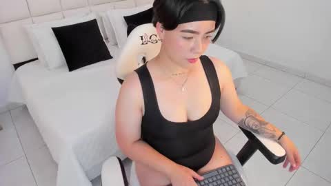 isabella_clarkk online show from 03.11.26