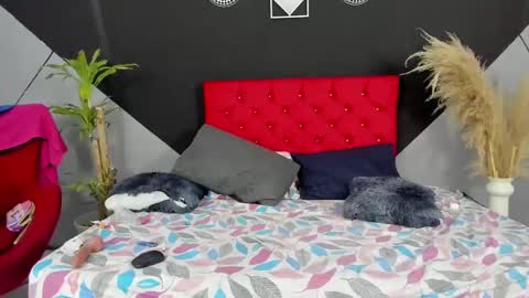 isabella_fire96 online show from 03.10.25