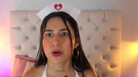   online show from 11.04.25