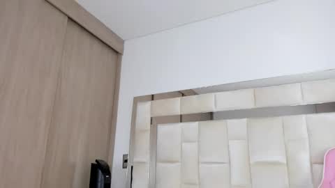 isabella_gomez11 online show from 02.02.25