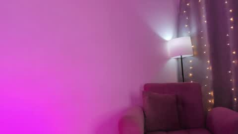 ISABELLA online show from 04.09.26