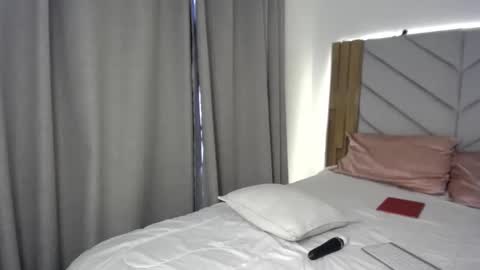 Isabella online show from 03.18.26