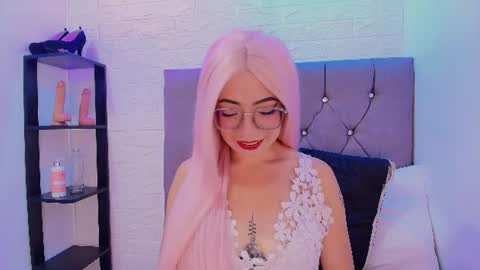 Snapshot of isabella_noir1 chatting on 06.12.26 Isabella online show from 06.12.26