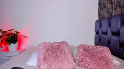 ISABELLA online show from 04.19.26