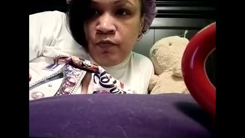 Isabella online show from 12.23.25