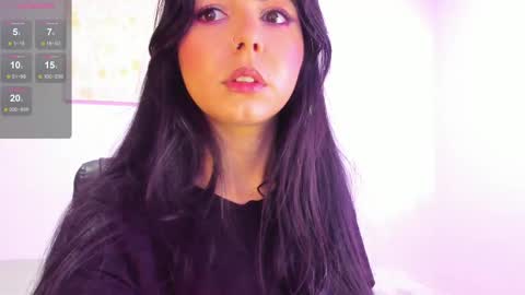 Instagram soybella01  online show from 02.28.25