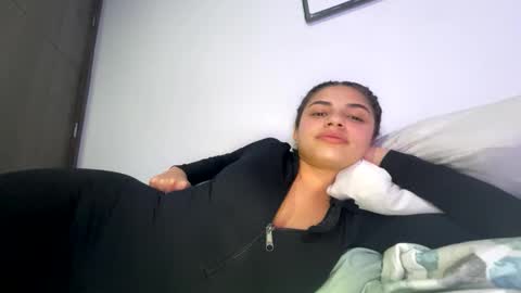 Snapshot of isabellakoffs chatting on 02.06.26 Isabella.. back again online show from 02.06.26