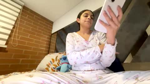 Snapshot of isabellakoffs chatting on 02.14.26 Isabella.. back again online show from 02.14.26