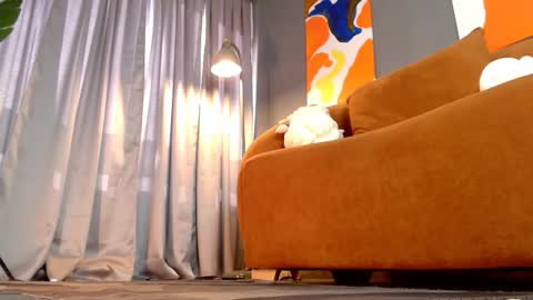 Help me with your follow independent model isabela online show from 11.23.25