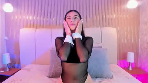 Snapshot of isabellasweet__ chatting on 02.15.26 online show from 02.15.26