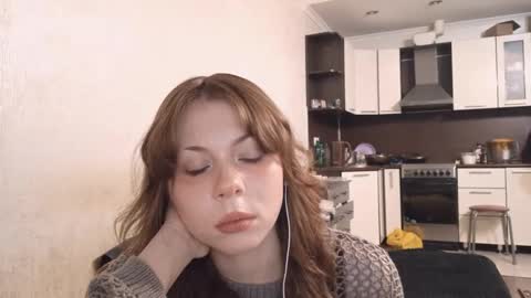 Isabella online show from 12.18.25