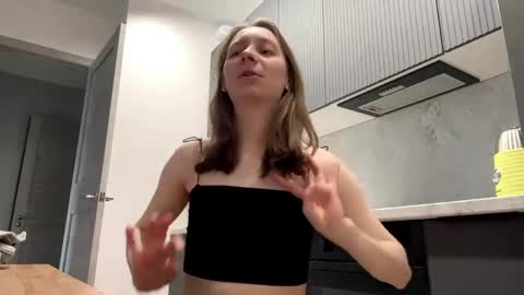 Snapshot of isabelvonseeger chatting on 04.27.26 I am Maxine ntmu online show from 04.27.26