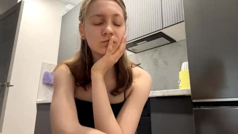 Snapshot of isabelvonseeger chatting on 04.29.26 I am Maxine ntmu online show from 04.29.26