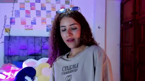 Isabela  online show from 04.21.26