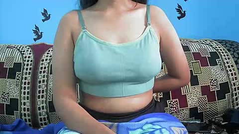 Snapshot of ishika_singh_ chatting on 12.17.25 ishika_singh_ online show from 12.17.25