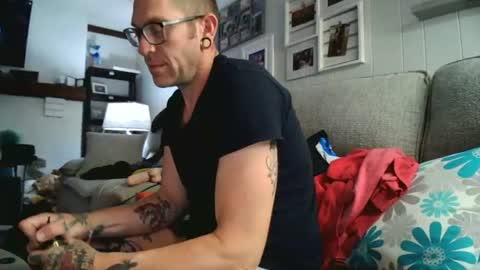 Snapshot of ishouldntbeonhereagain chatting on 06.19.26 Daddy Master Master Daddy online show from 06.19.26