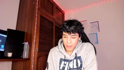 Isidro online show from 03.09.25