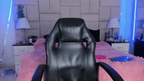 Pauli online show from 01.08.25