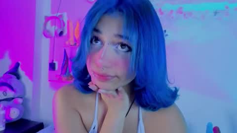 Isisjones18 online show from 01.08.26