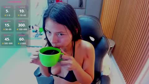 Snapshot of isisleroy chatting on 09.23.25 ISIS online show from 09.23.25