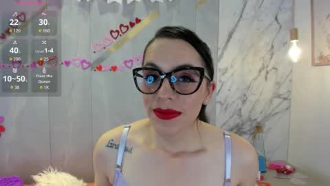 Isis Noir online show from 02.07.26