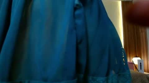 ISIS ROSEE online show from 07.31.26