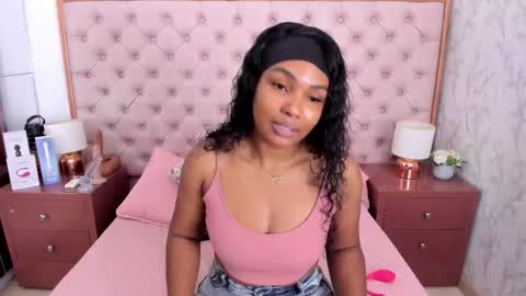 Vanessa online show from 10.19.25