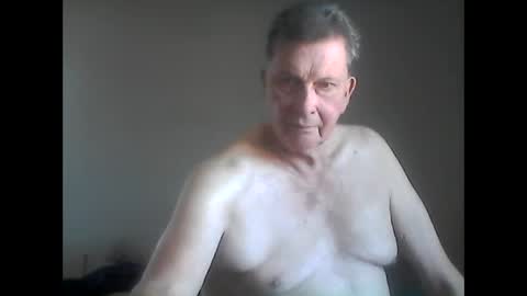 Snapshot of island625103 chatting on 02.04.25 island625103 online show from 02.04.25