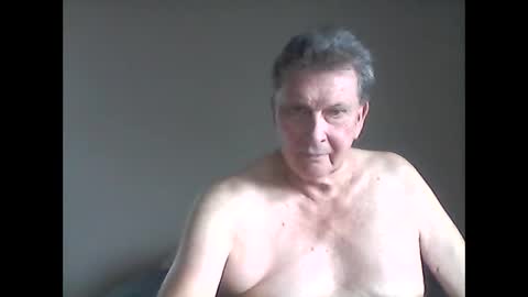 Snapshot of island625103 chatting on 03.06.25 island625103 online show from 03.06.25