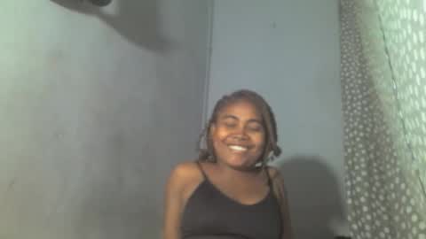 Snapshot of ismayrah chatting on 05.15.26 ismayrah online show from 05.15.26