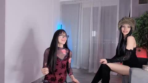 Snapshot of isnotforeveryone chatting on 02.05.26 Julyane online show from 02.05.26