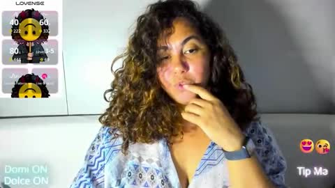 Snapshot of isobel_adams20 chatting on 09.14.25 Isobel Adams online show from 09.14.25