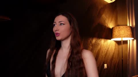 Snapshot of isoldebliss chatting on 01.27.25 IsoldeBliss online show from 01.27.25