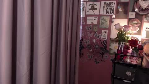 Rebecca online show from 01.10.25