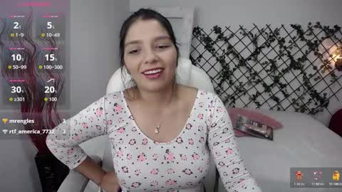 Snapshot of issa_nassar chatting on 11.23.25 Issa online show from 11.23.25