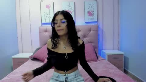 Issa  online show from 10.09.25