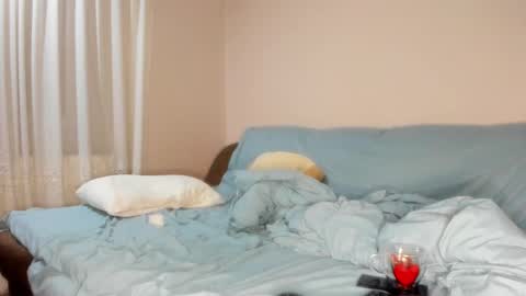 Issabelle online show from 10.12.25