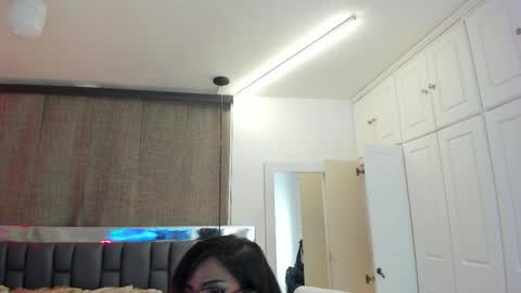 Iseey online show from 02.10.25