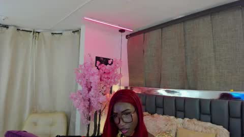 Iseey online show from 02.23.25