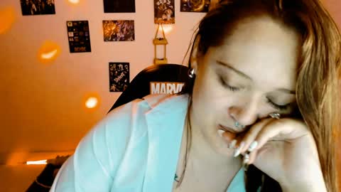 Yiz online show from 12.30.24