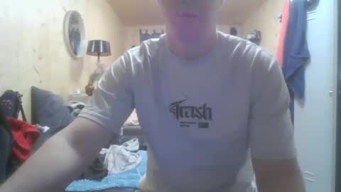 Snapshot of isterebitel99834 chatting on 04.22.26 isterebitel99834 online show from 04.22.26