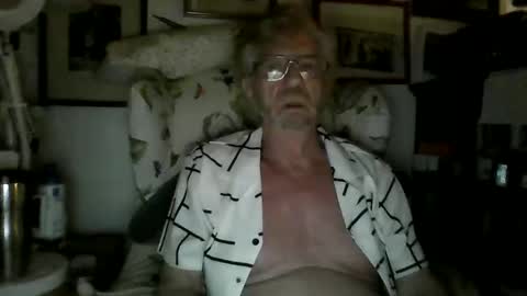 ImYourBitch online show from 05.15.26