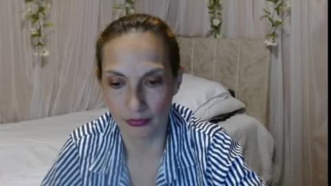 Itala Gomez online show from 02.28.25