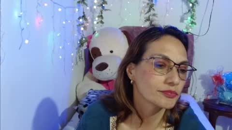Itala Gomez online show from 01.06.26