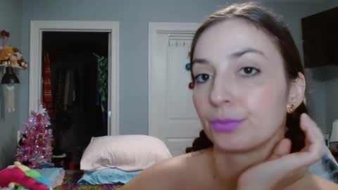 Bella Bloom online show from 12.30.24