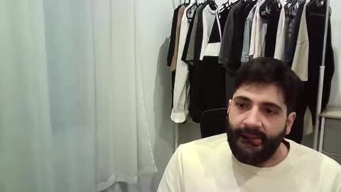 italianboybcn online show from 01.06.26